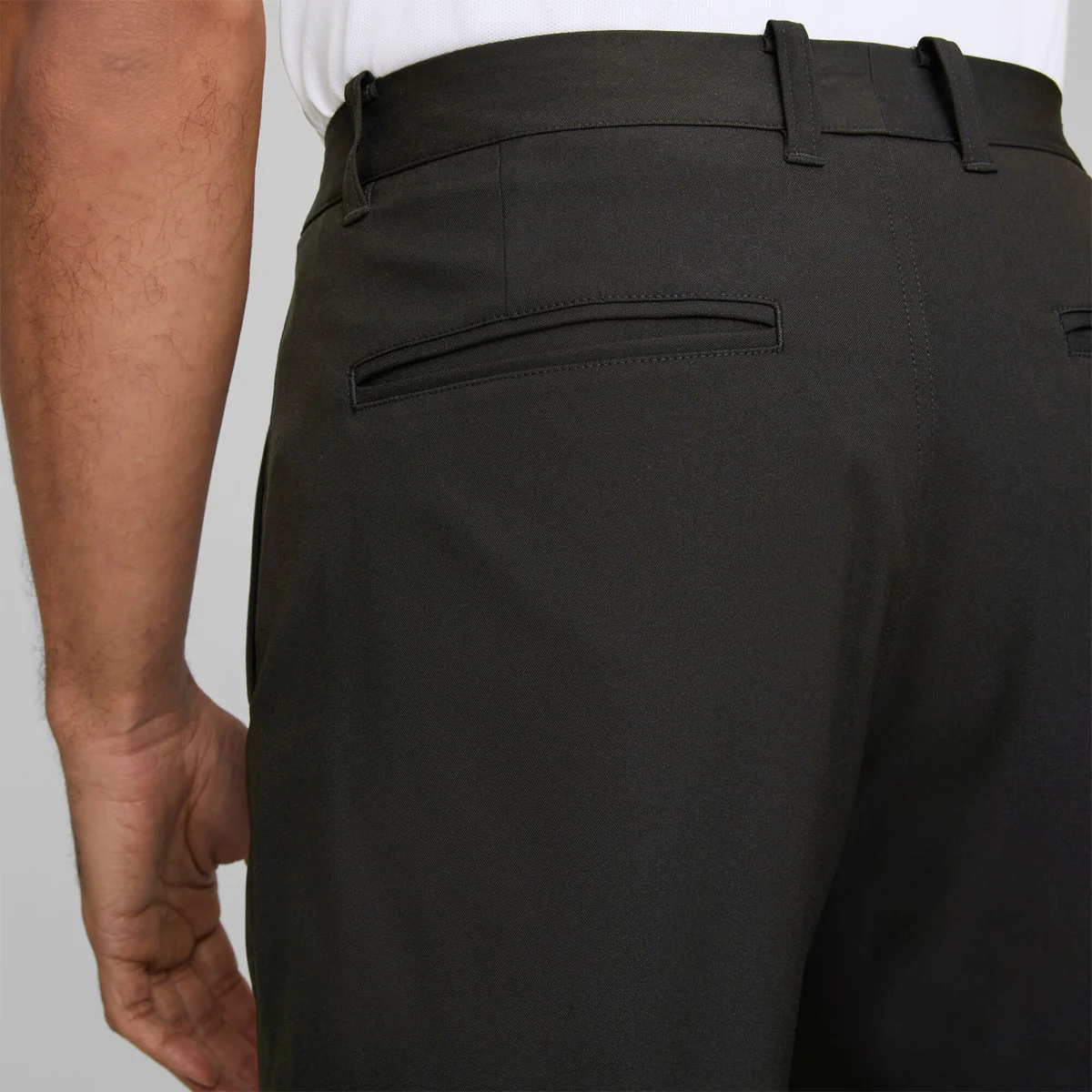 Puma Dealer shorts 10" - Image 5