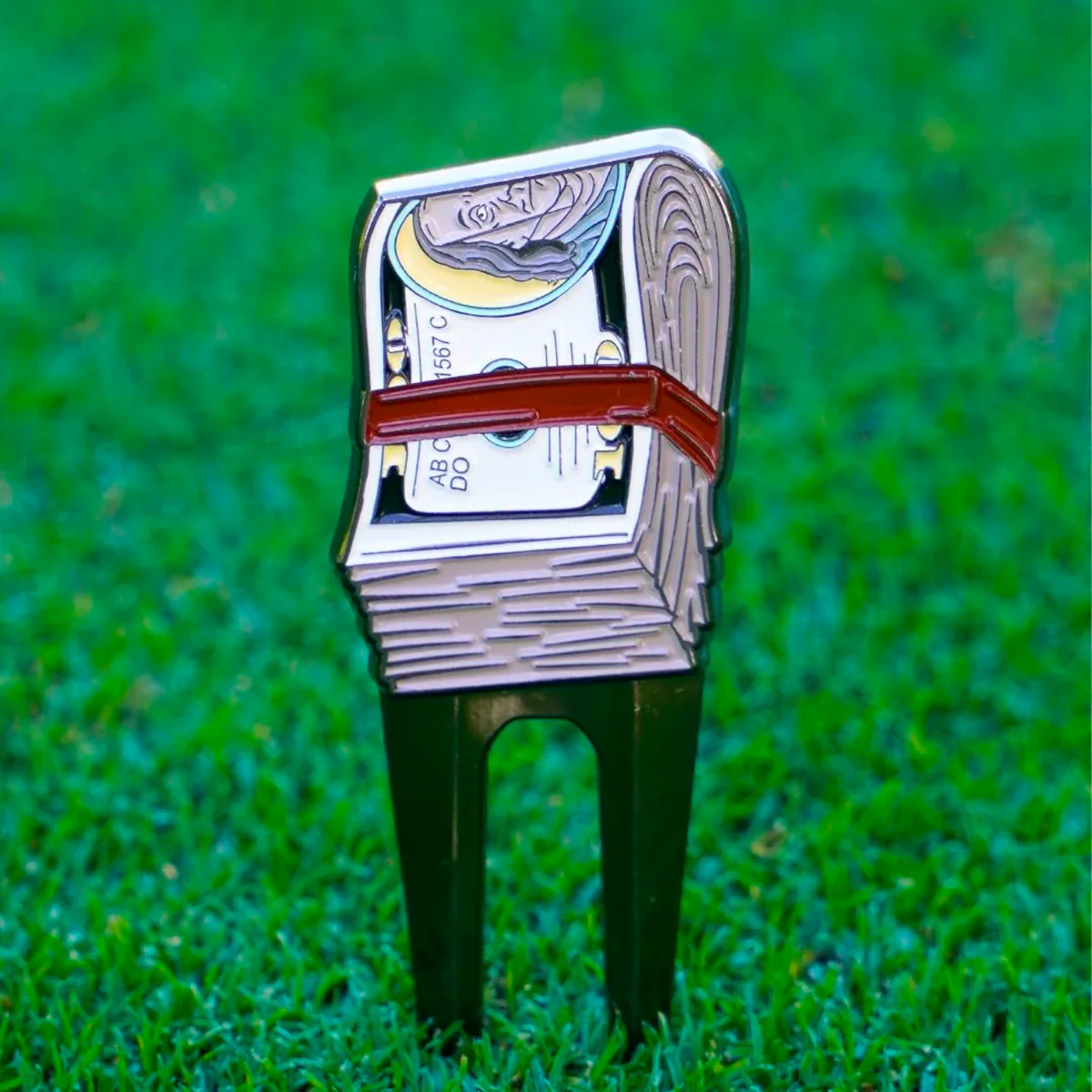 Skins Golf Pitchfork - Image 2