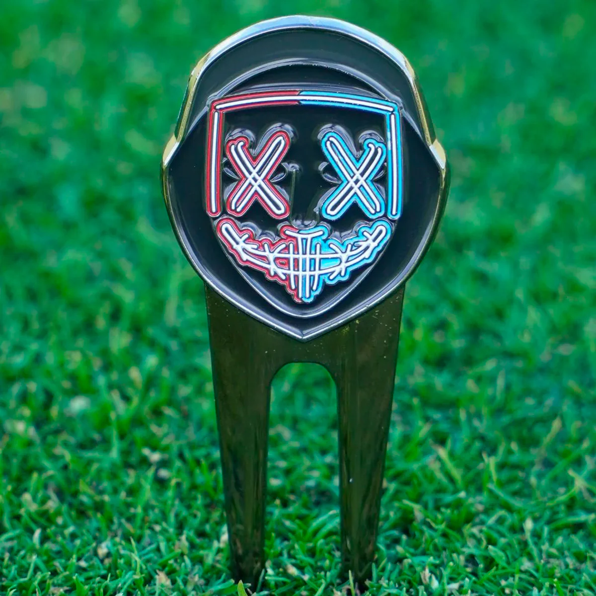 Skins Golf Pitchfork - Image 3