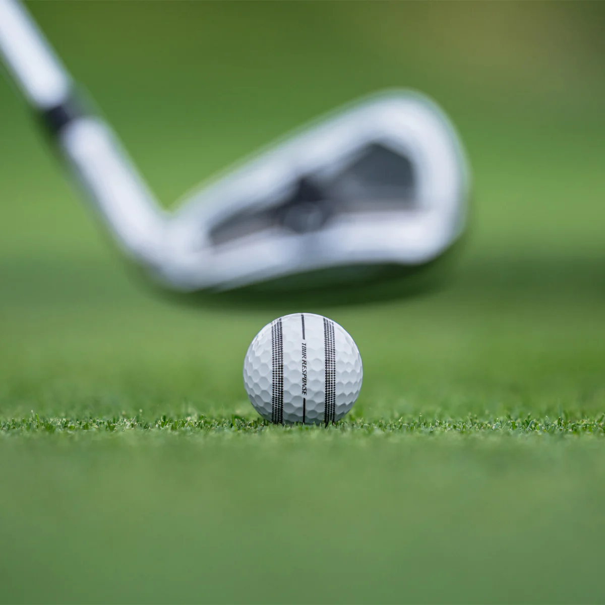 TaylorMade Tour Response Stripe - Image 2